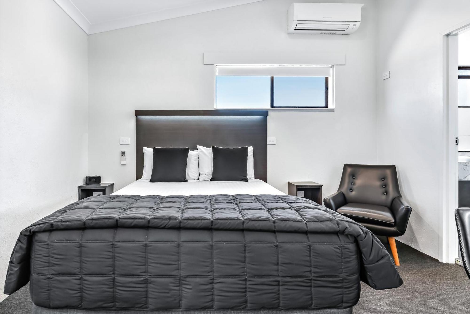 Apple & Grape Motel Stanthorpe Exterior foto